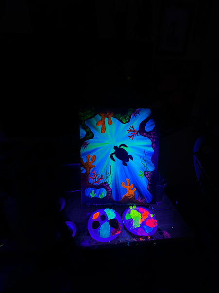 November 5 | Black Light Sea Life